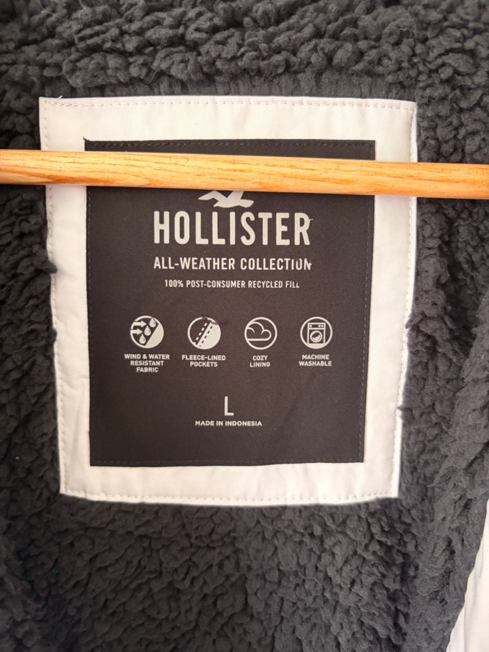 Hollister White All Weather Hoodie - Men’s Size Large - Picture 5 of 6